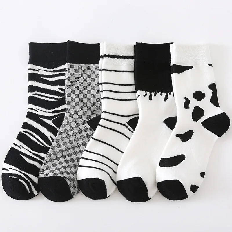 New Arrivals Korea White Black Zebra Stripes Female Mid Tube Socks Breathable Cotton Casual Women Socks