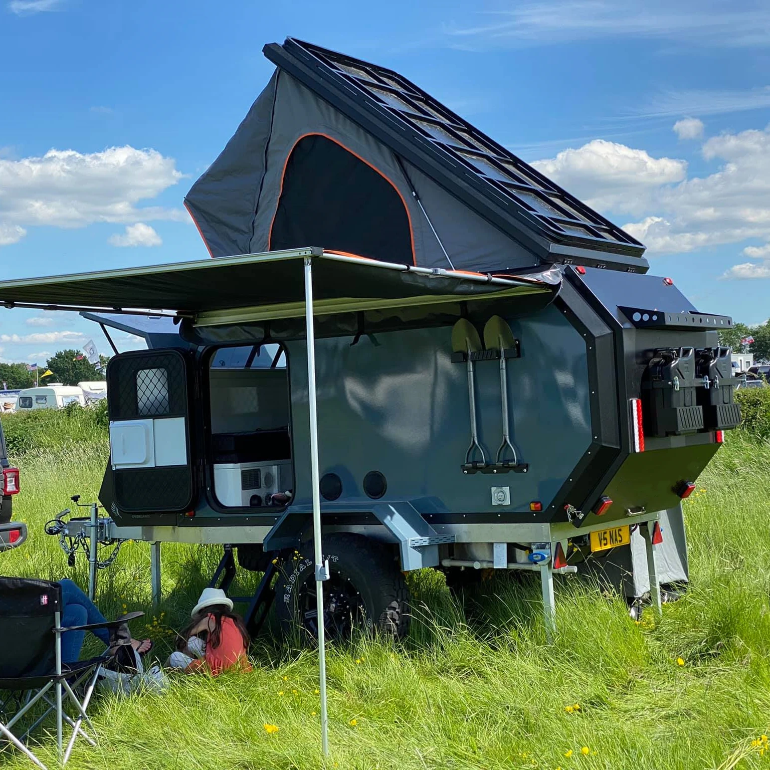 Ecocampor 2022 New Design Hot Selling Australian Standards Off Road Tear Drop Camper Trailer With Inside Bed For Sale