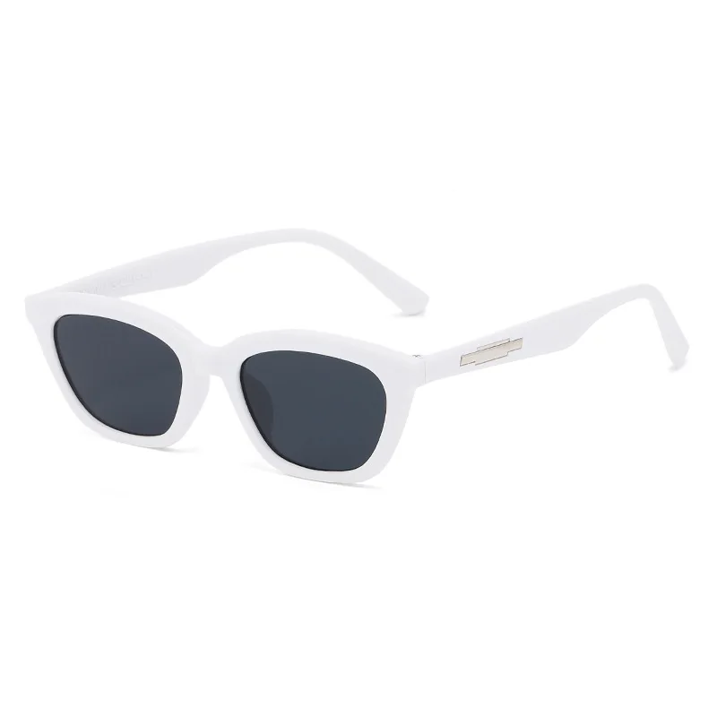 Advanced sense of ins trend 2023 new cat eye sunglasses internet red street photo UV resistant sunglasses