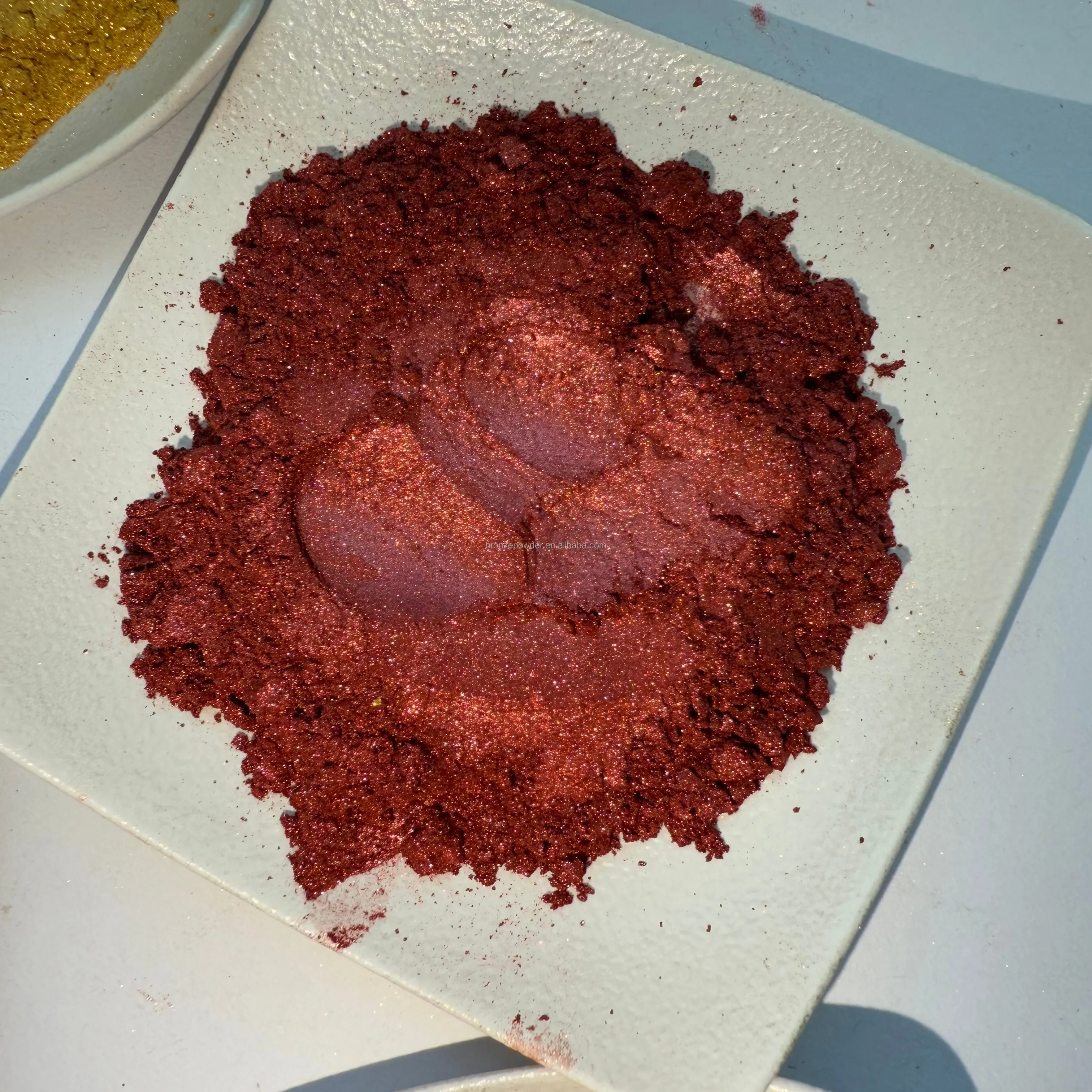 GOLD DIAMOND Pearlescent Ceramic Pigment Glitter Powder Fantastic Vision Effects with Sunshine Resistance Paints