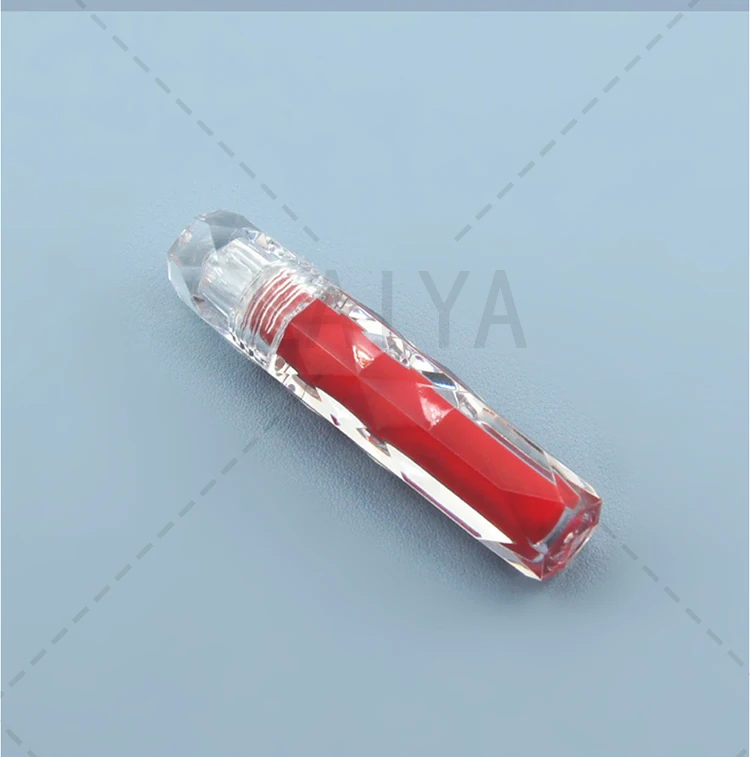 Spot Wholesale 1.5ml Transparent Ripple Lip Gloss Tube Packaging Bottle Mouth Red Tube Empty Tube Can Print Logo