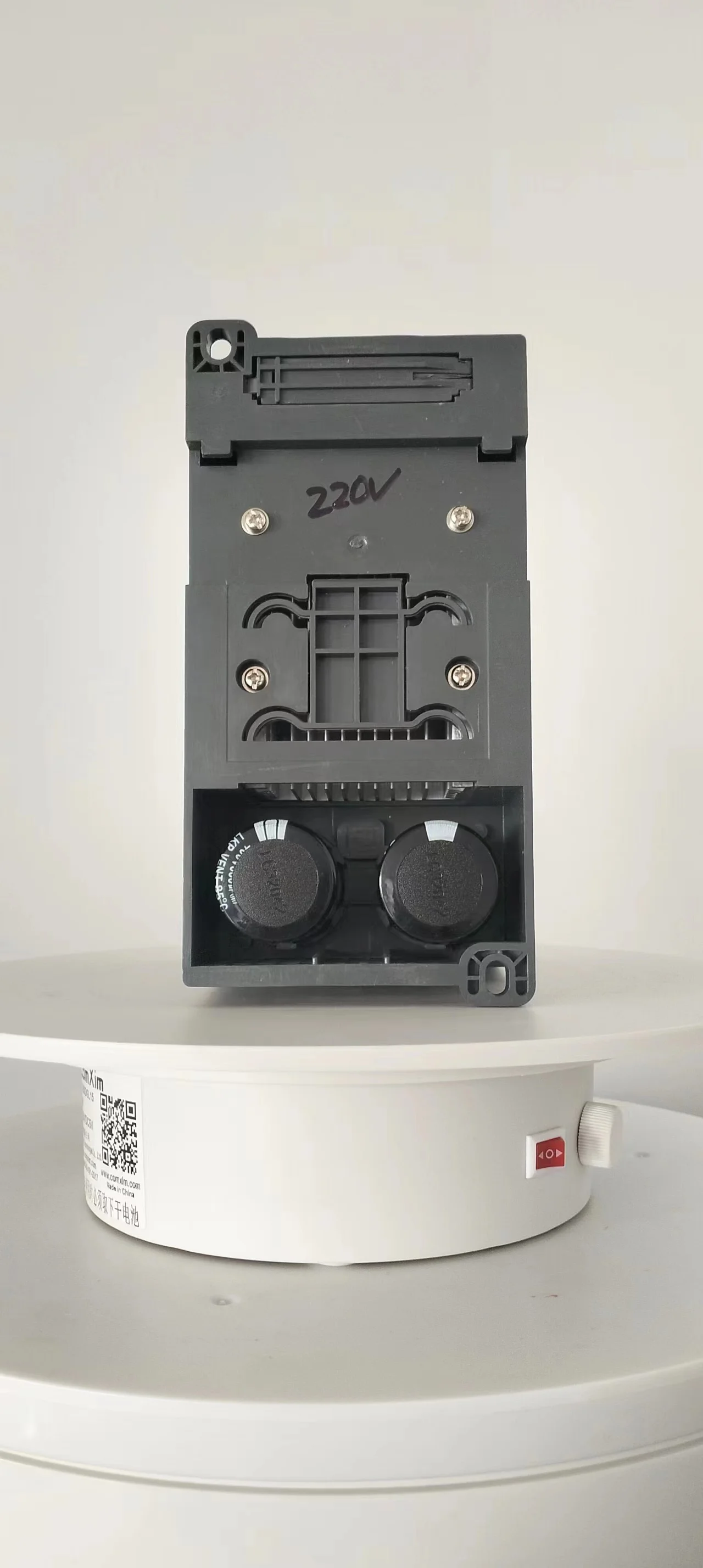 RIQNO A100 380v three phase high quality frequency converter vfd inverter 2.2kw vfd drive for motor vfd ac drive