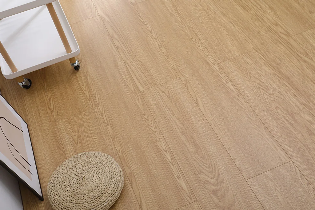 Professional Factory Eucalyptus Solid Hardwood Flooring White Modern Indoor Timber Floor