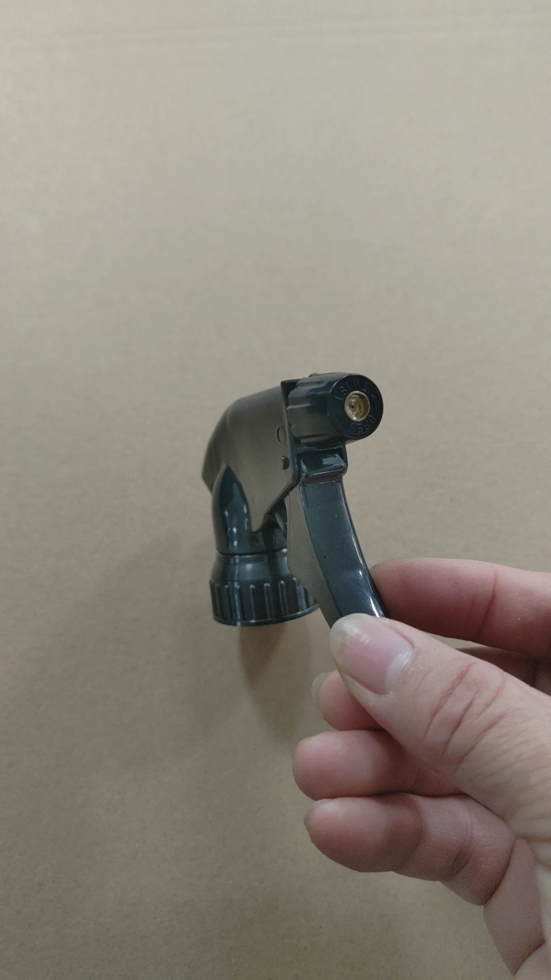 black color 28 400 plastic trigger sprayer with copper