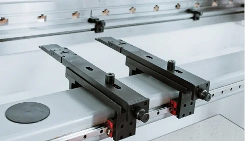 Low Failure Rate Hydraulic Bending Machine Press Brake  CAM-70/2500