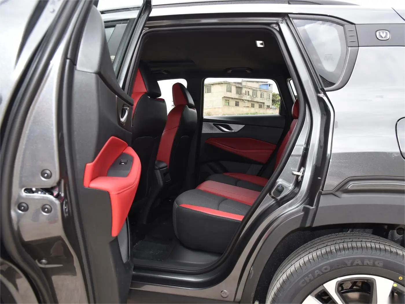 Changan CS35 PLUS 2023 Бесплатная версия 1 4 T DCT роскошный тип для changan бензин внедорожник продажи