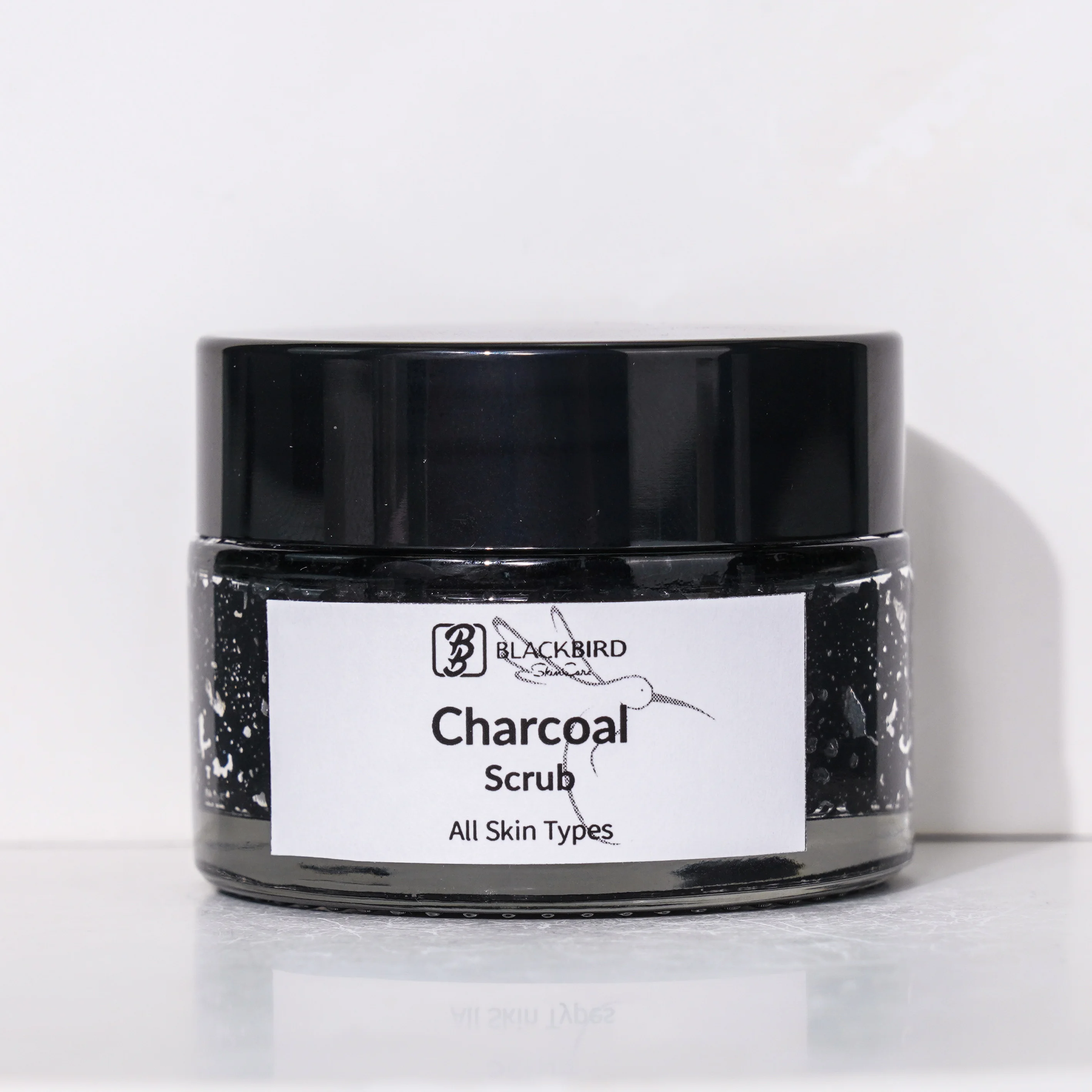 Private Label Vegan Full Deep Cleansing Whitening Lightening Body Scrubs Remove Dead Skin Charcoal with Dead Sea Salt Body Scrub