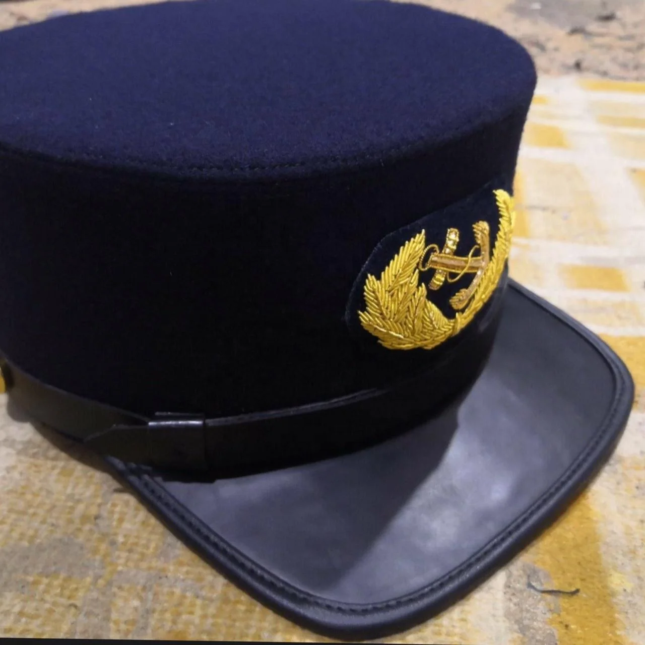 
Civil war us navy officer s visored cap bearing the rank insignia Badge Kepi Military Cap 