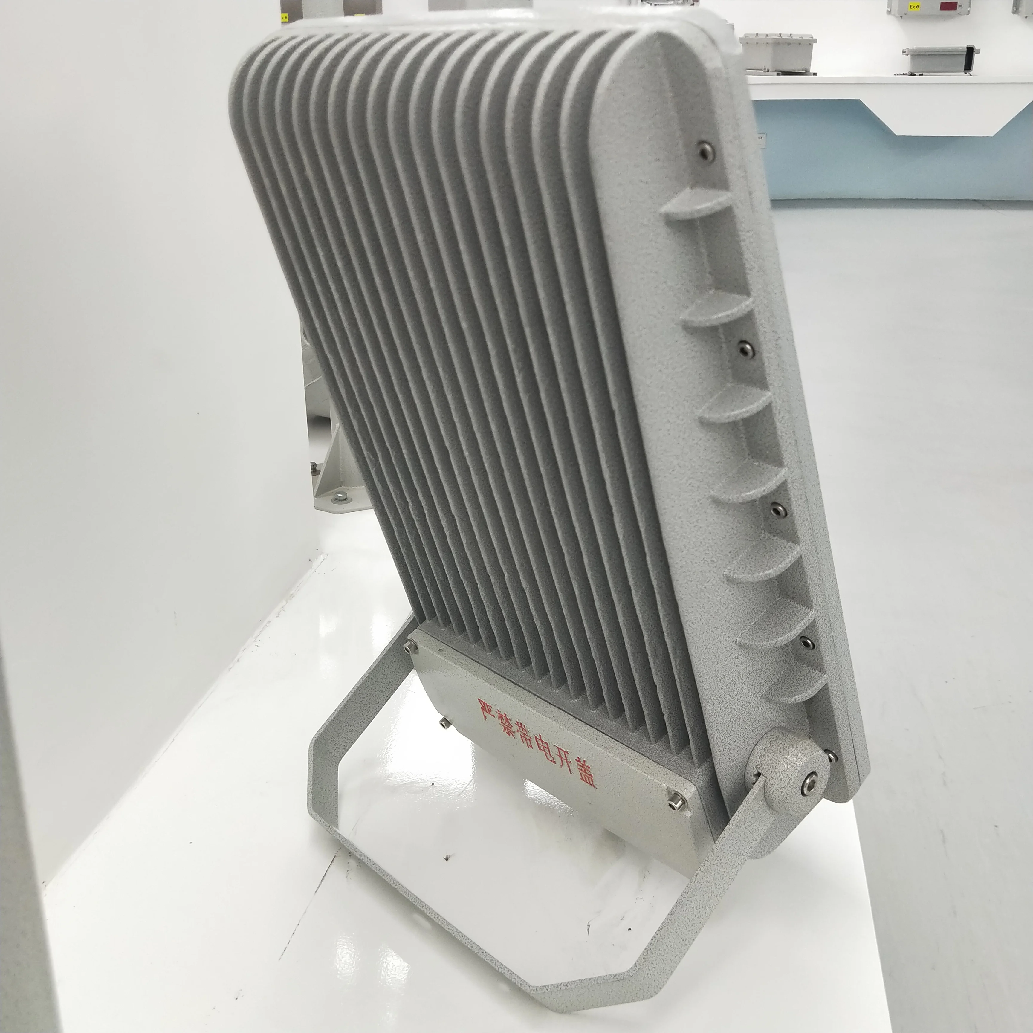 IP66 explosion-proof LED floodlight aluminium alloy IIC 30W-240W lamps industrial ATEX approved high end lighting