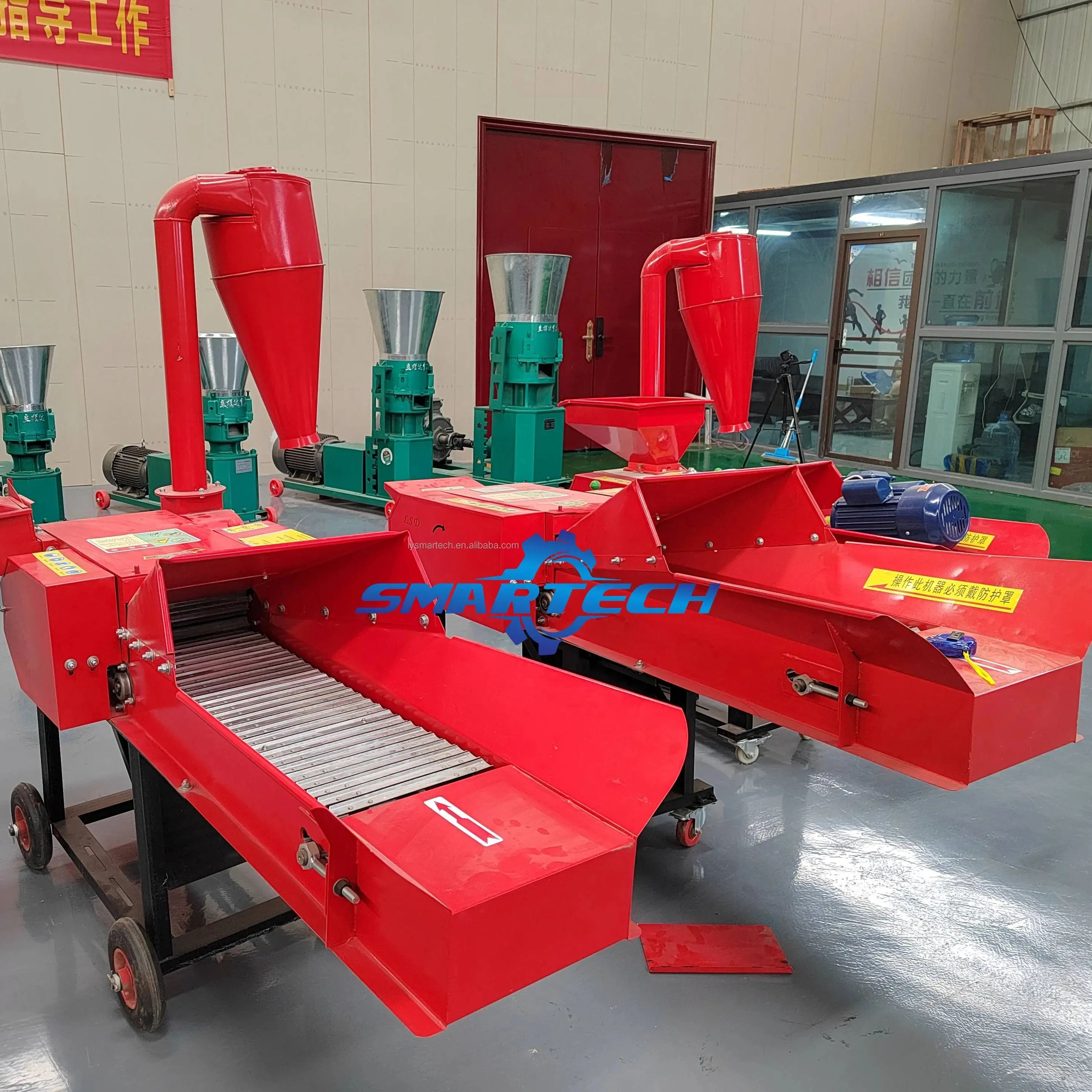 Multifunctional Feed Processing Corn Rice Husk Hammer Mill Fodder Grinder Pig Feed Crusher Machine For Sale