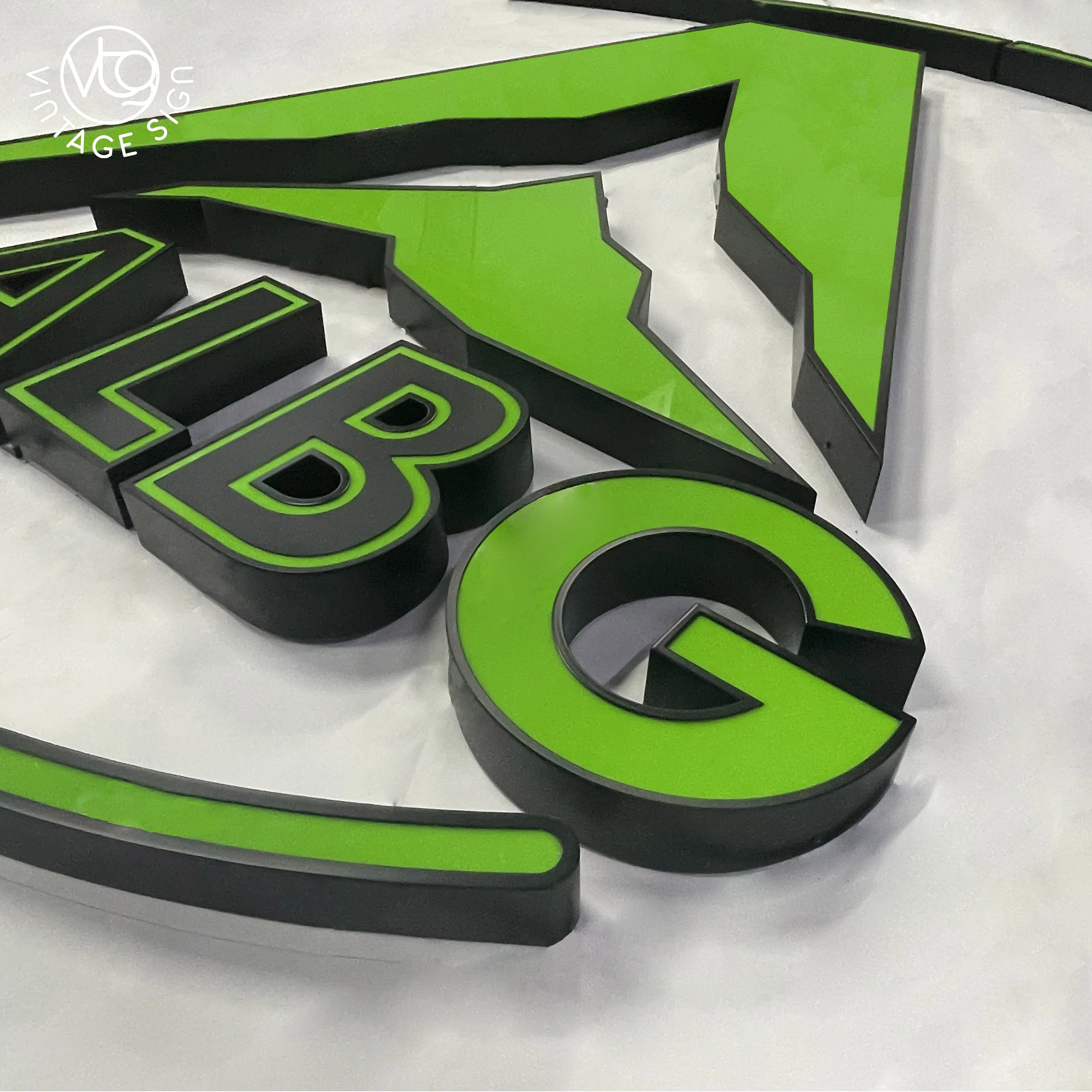 Customized Signs Store Advertising Front Lit Illuminated Channel Letter Outdoor Custom Light Up Sign For Wholesale