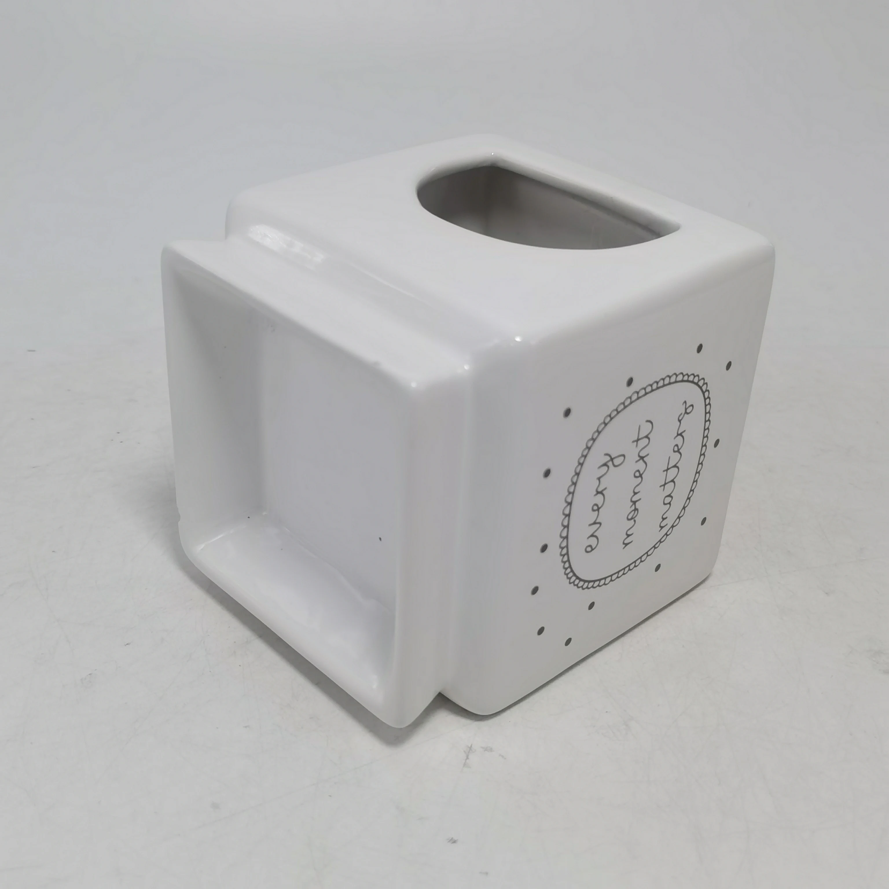 Upscale Scented essential oil candle burner Ceramic tea lamp wax melting furnace Indoor aromatherapy stove