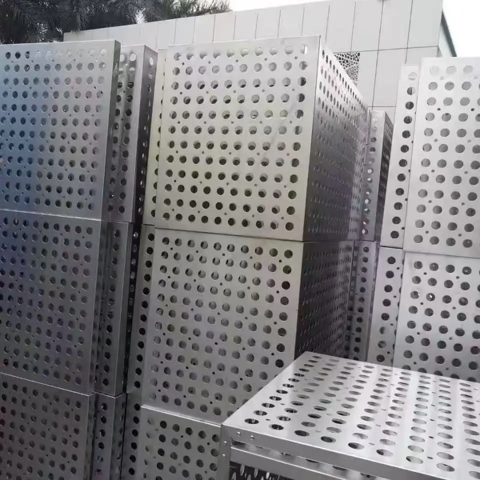 Modern Design Office Building Exterior Wall Batten Curtain Walls Aluminum Extrusion Profile Cladding Facade Aluminum Alloy