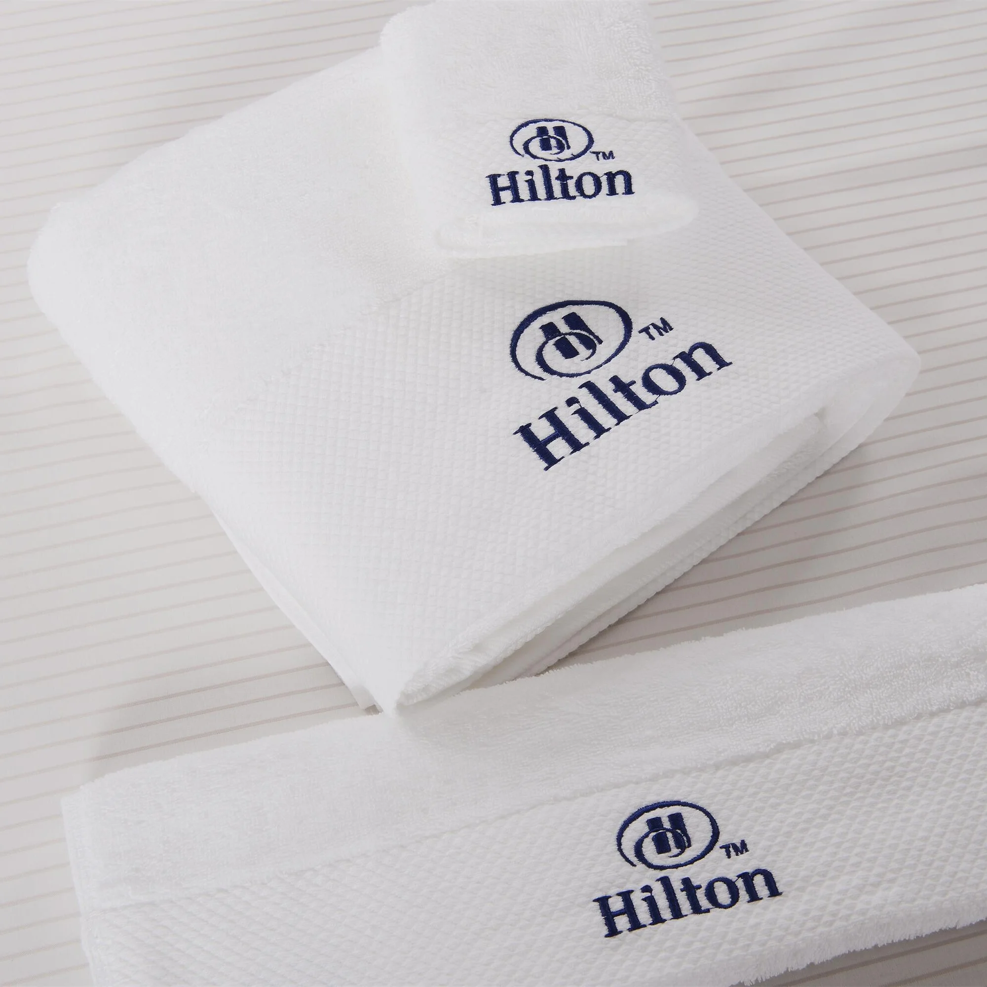 Wholesale Face Towels 100% Cotton Custom Towels For Embroidered Logo Hilton Hotel Towels 100% Cotton Set