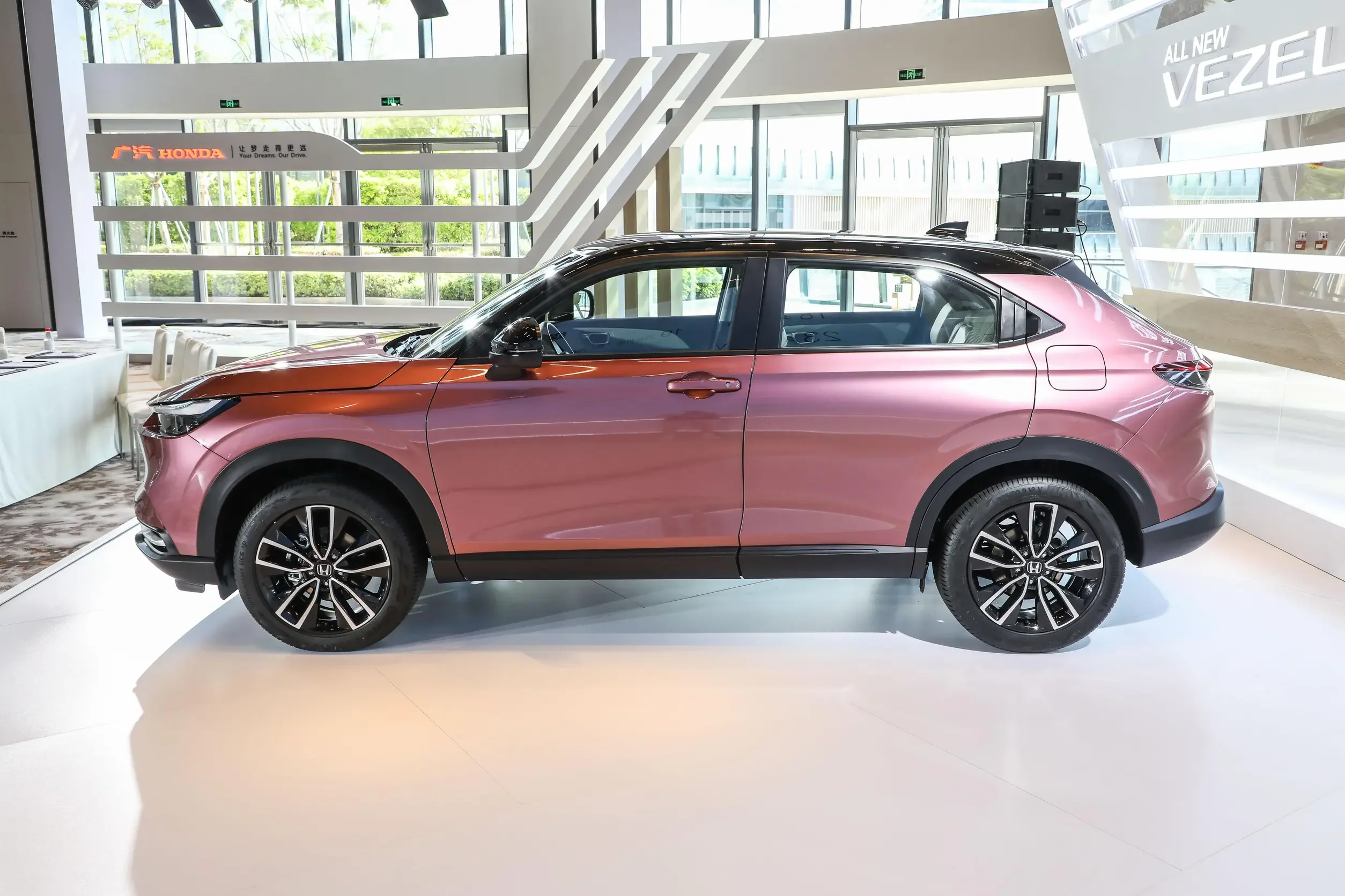 2024 Honda Vezel New Cars 1.5L Honda New Sedan 124 Horsepower CVT Honda Vezel in 2022