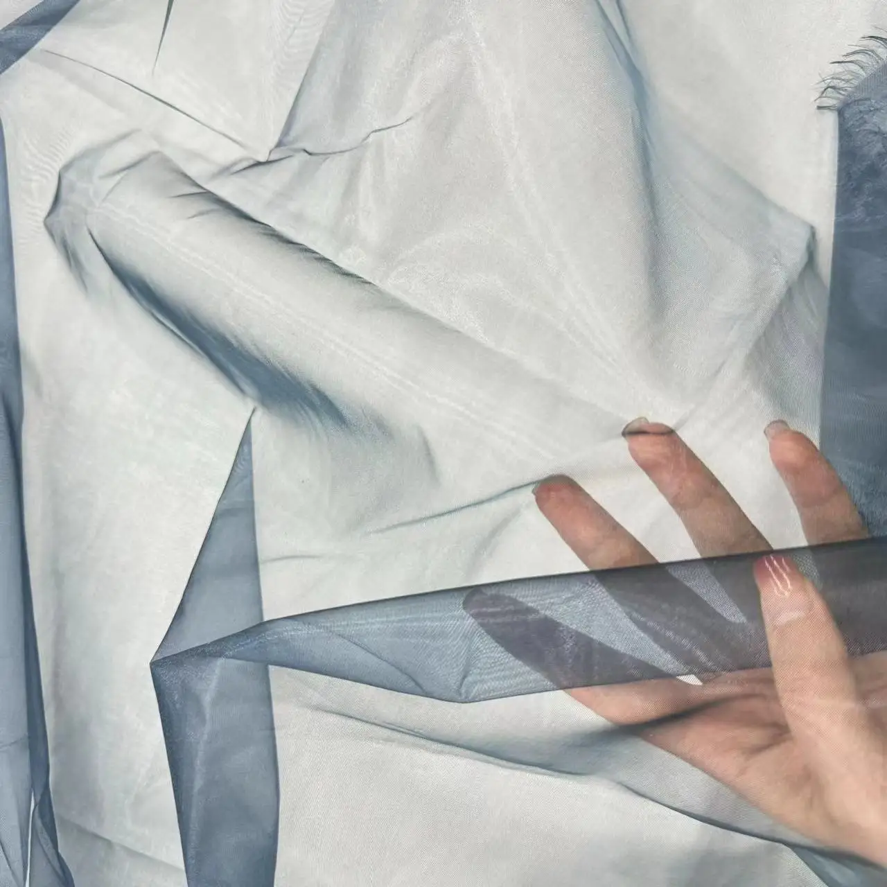 Высококачественная однотонная 100% Полиэстеровая блестящая ткань из органзы для свадебного платья