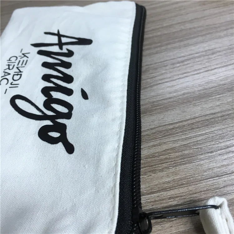 Custom Wholesale Casual Cotton Cosmetic Makeup Pencil Pouch Bag Offwhite Zippered Bag Washable 12oz Cotton Zipper Canvas Pouch