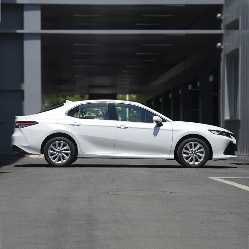 Camry 2022 Dual Engine 2.5HGVP Leading Edition Hybrid Car for Toyota