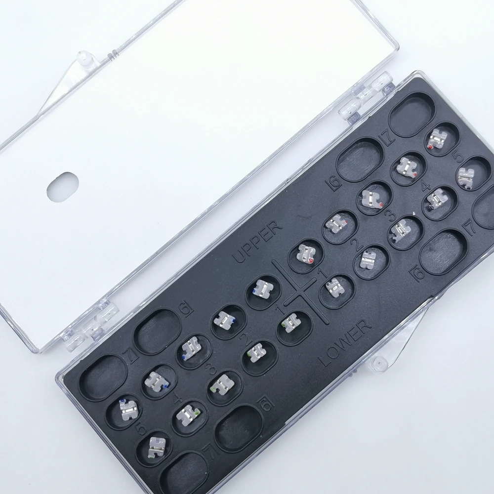 Dental Orthodontic Ceramic Brackets with metal slot of RS MEDICO