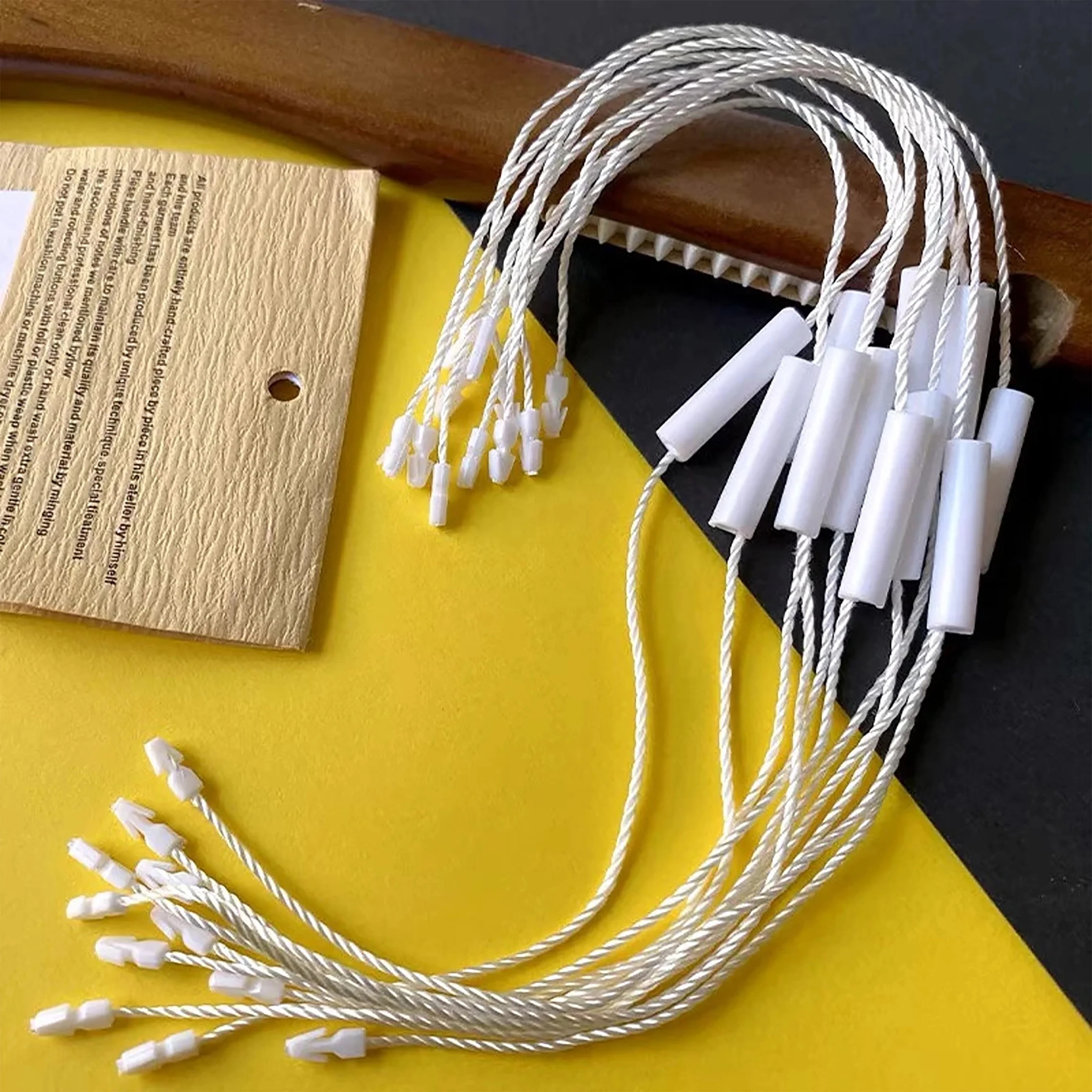 Custom Clothing Accessories Private Logo Shape Black String Hang tag Paper tag String for Garment Tags