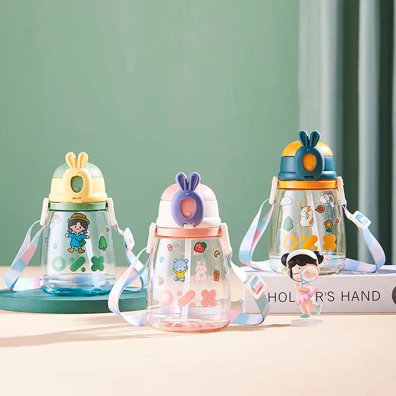 2024 New Attractive Cute Animals 600ml Plastic Student Water Bottle Kids Children Strap