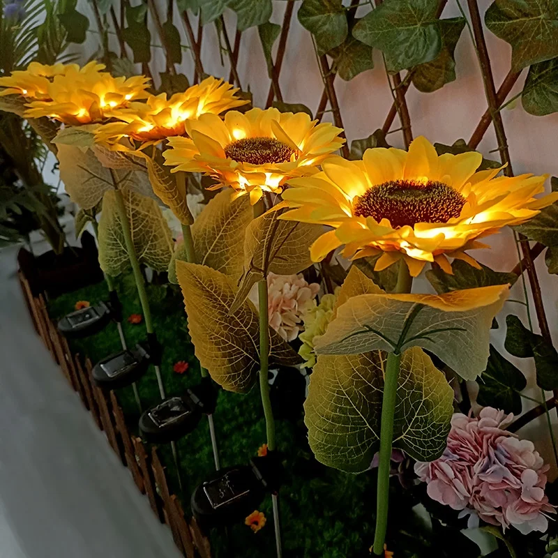 Factory Price Etenda Outdoor Solar Garden Stake Lights LED Solar Powered Light with 4 heads Sunflower Solar Decorative Lights fo