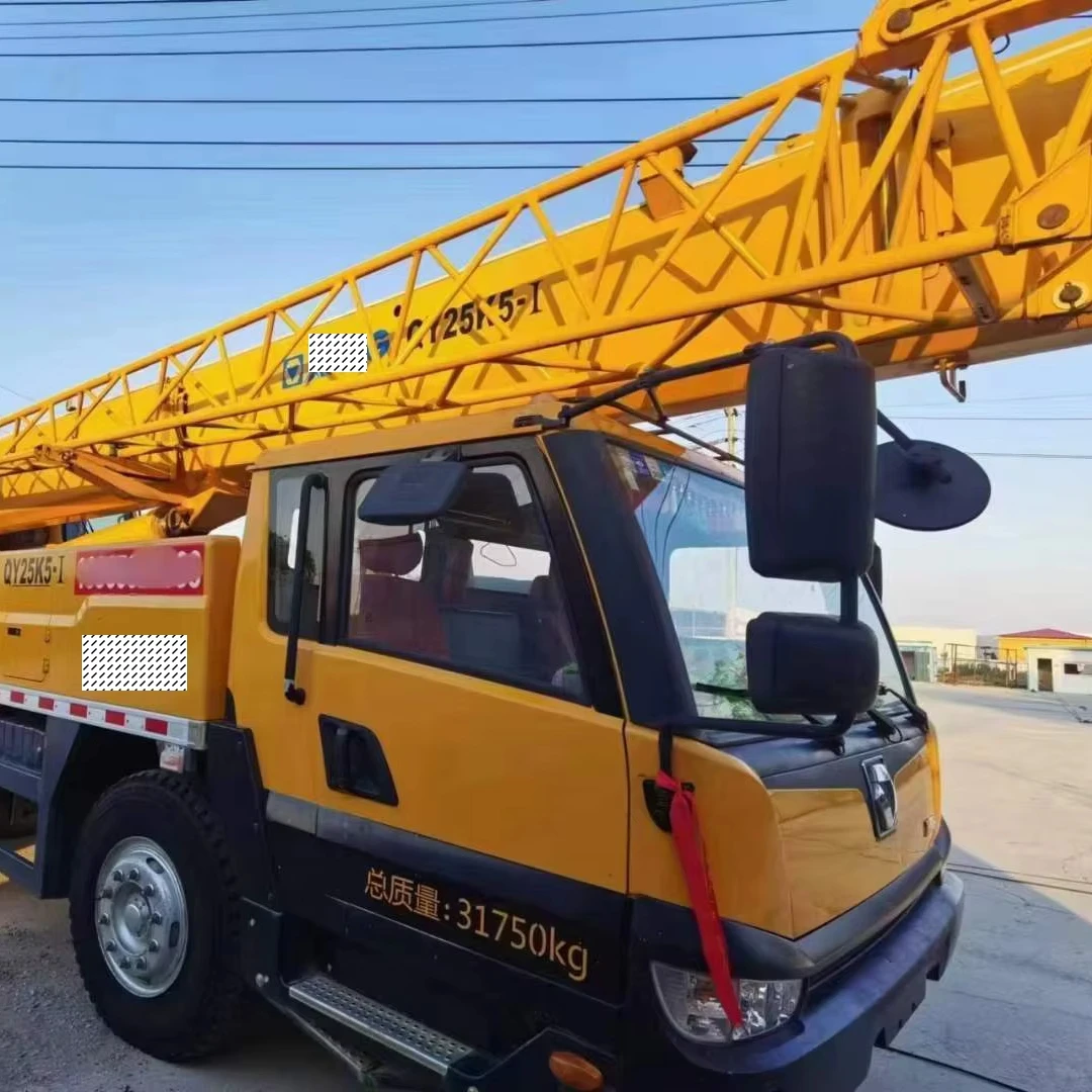 Brand 25 ton mobile crane QY25K-1 / QY25K-II / QY25K5F / QY25K5C crane truck used on Sale