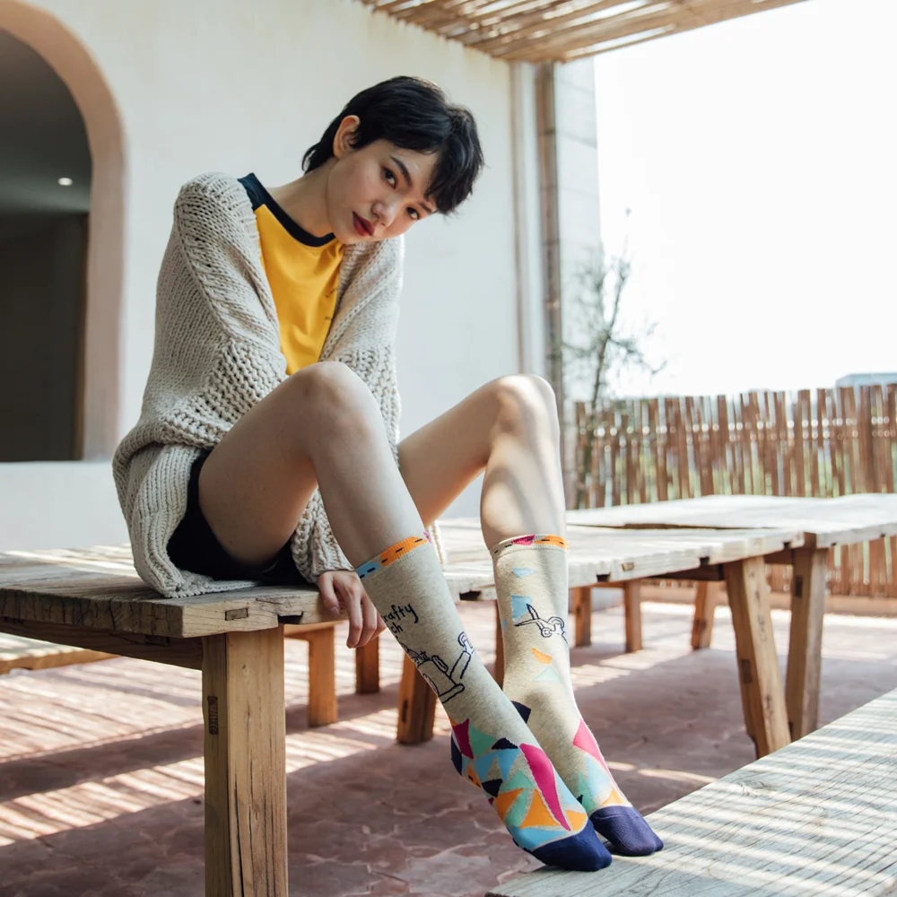 wholesale Fashion jacquard cute printed cotton soft women crew slouch socks