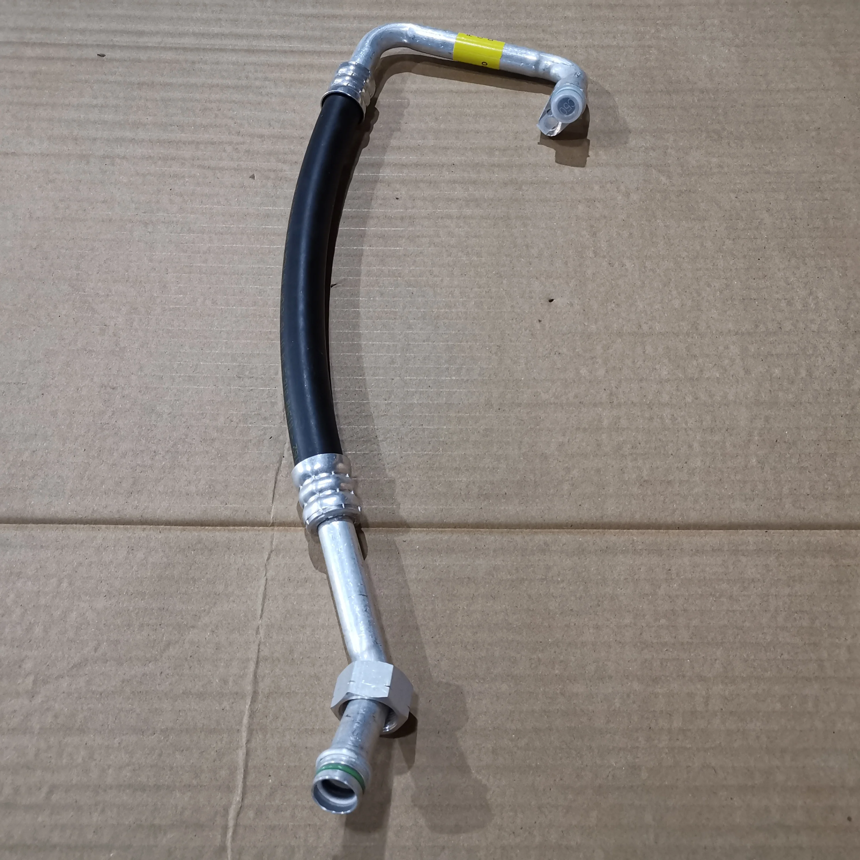 SAIC MAXUS V80 Compressor intake pipe b C00006412
