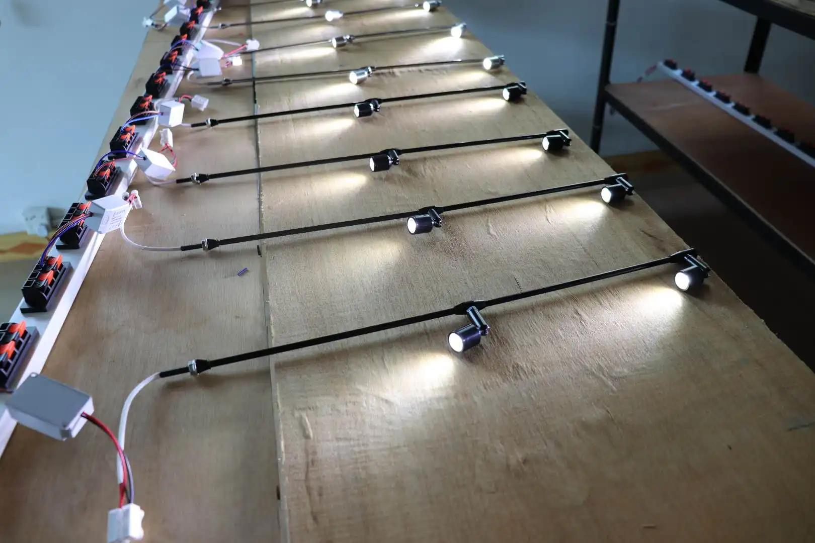 
Innovative products high quality under cabinet led jewelry showcase light 