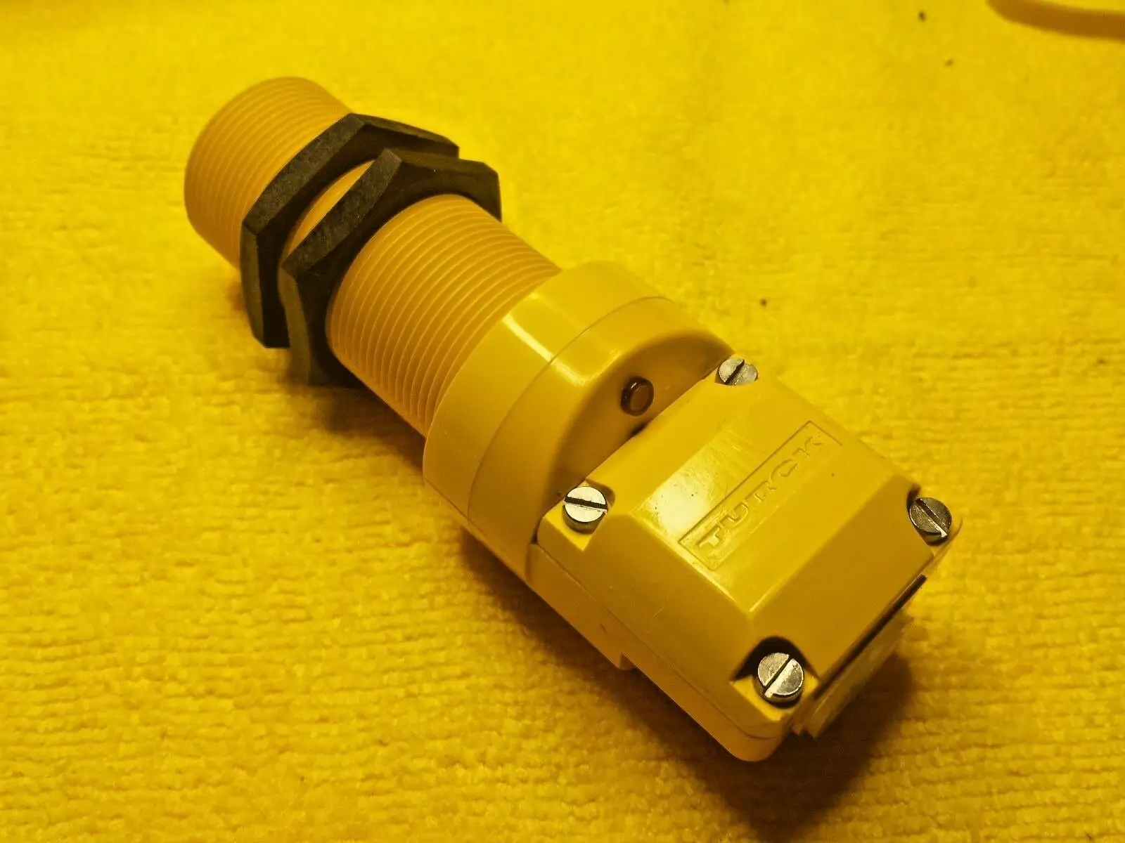 TURCK Индуктивный бесконтактный