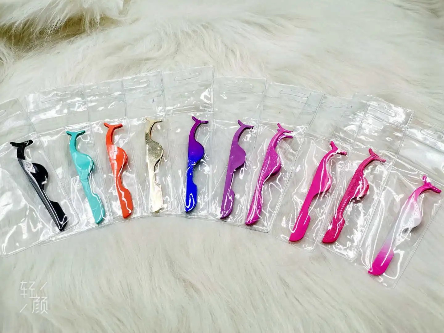 
QD Charme Beauty wholesale eyelash applicator fashion style eyelash tweezers private label Eyelash Curler 