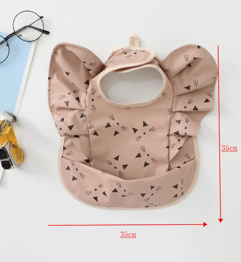 Soft PU bibs New born Fancy Baby Bib Waterproof Baby Coverall Easy Clean and Comfortable Cute PU Baby Bibs