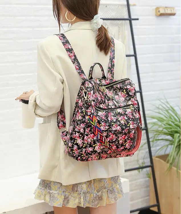 PU Leather Large Capacity New Design Women Backpack Fashion Animal Flower Printed Bags