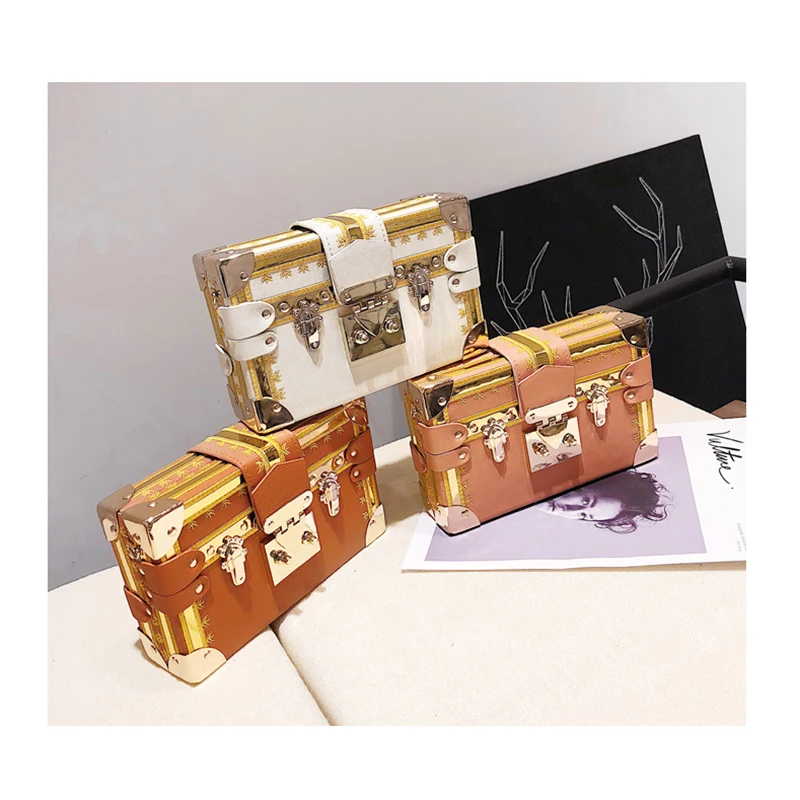 
Designer Women Handbag New Embroidery Fashion Luxury Chain Crossbody Messenger Bag Vintage lock Box Small Square Shoulder Bag 