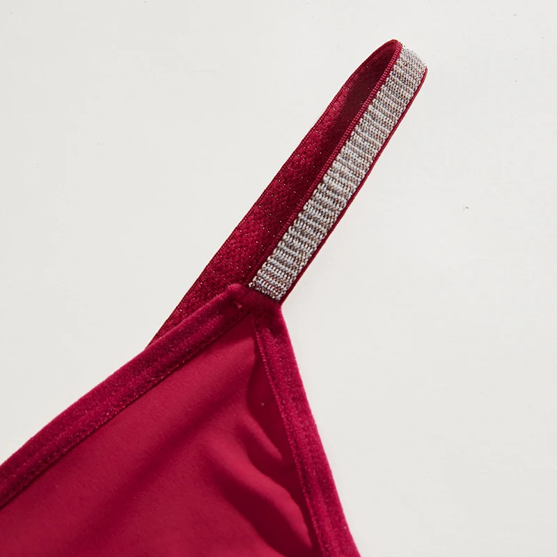 New Low Rise G-Strings Shiny Buckle Beautiful Thongs High Elastic Light Comfort Sexy Femme Panties