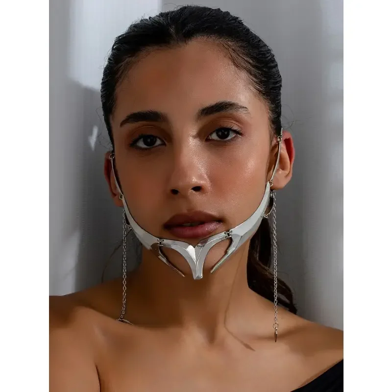 Custom Future trends Cyberpunk Mask Shaped Fluid Mechanical Wind Earrings Lip Ring Resin Printing SLA 3D Printing Service