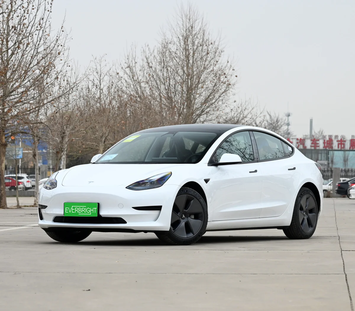 Цена снижена Новый EV Tesla VW режим Zenfone 3 Max мотор 194kw Максимальная скорость 225 км/ч максимальная дальность 556 км и камера заднего вида на