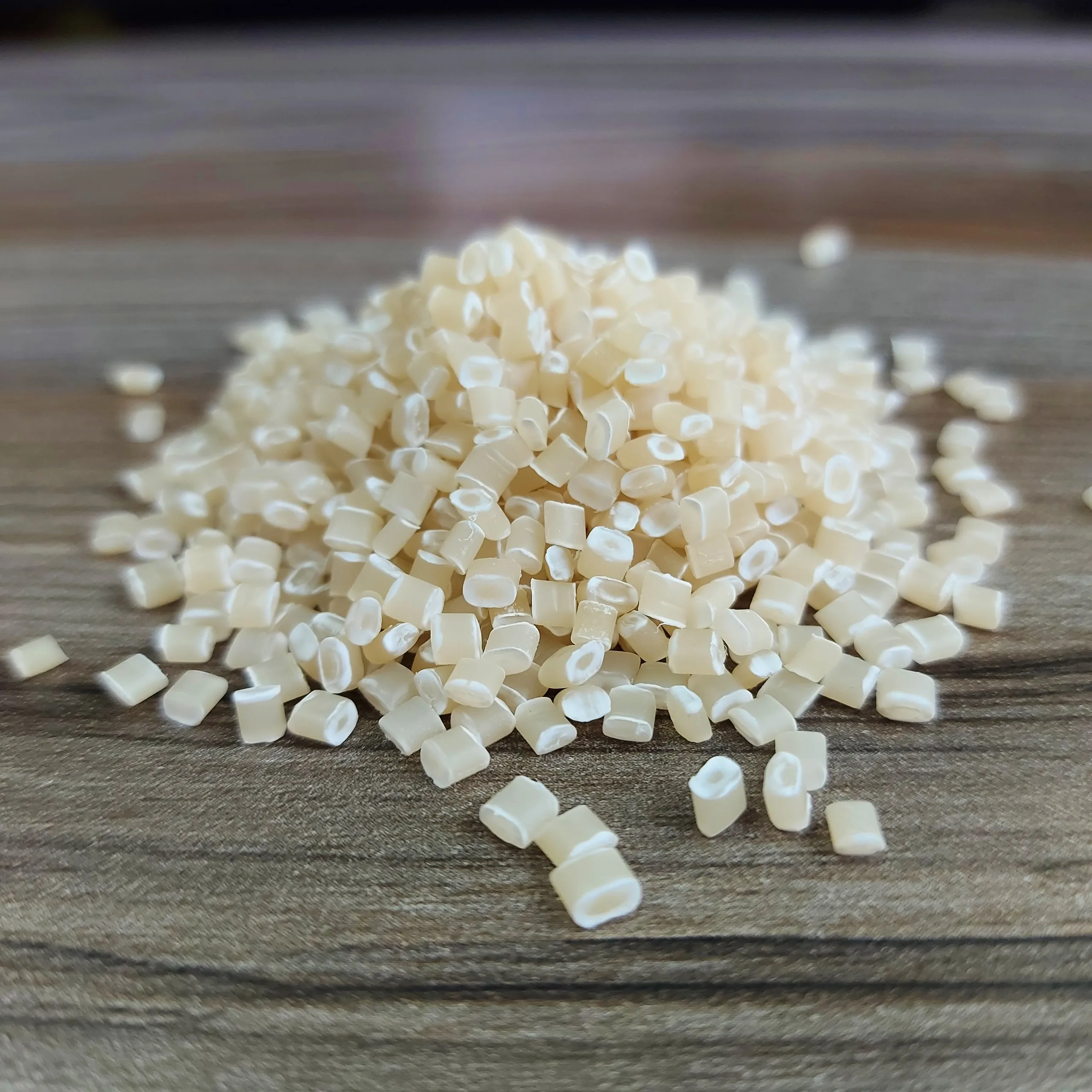 Биоразлагаемый кукурузный крахмал по хорошей цене от производителя сырье пластиковые гранулы смола