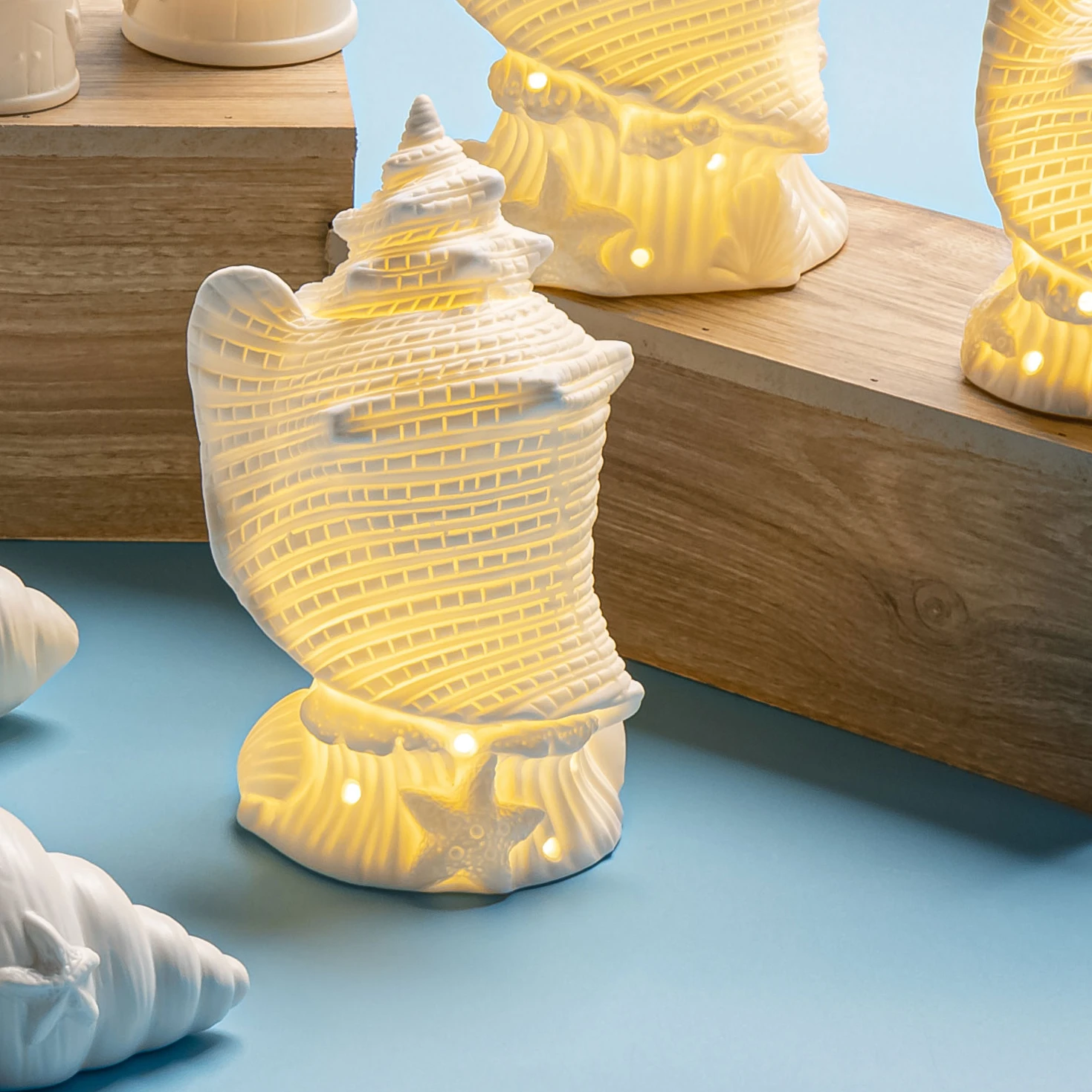 Handicraft Nautical Decoration Creativity Marine Style Decor Ceramic Beacon Tower LED Lighthouse