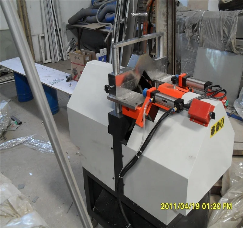 Double mitre saw for pvc windows/ pvc profile double head cutting machine