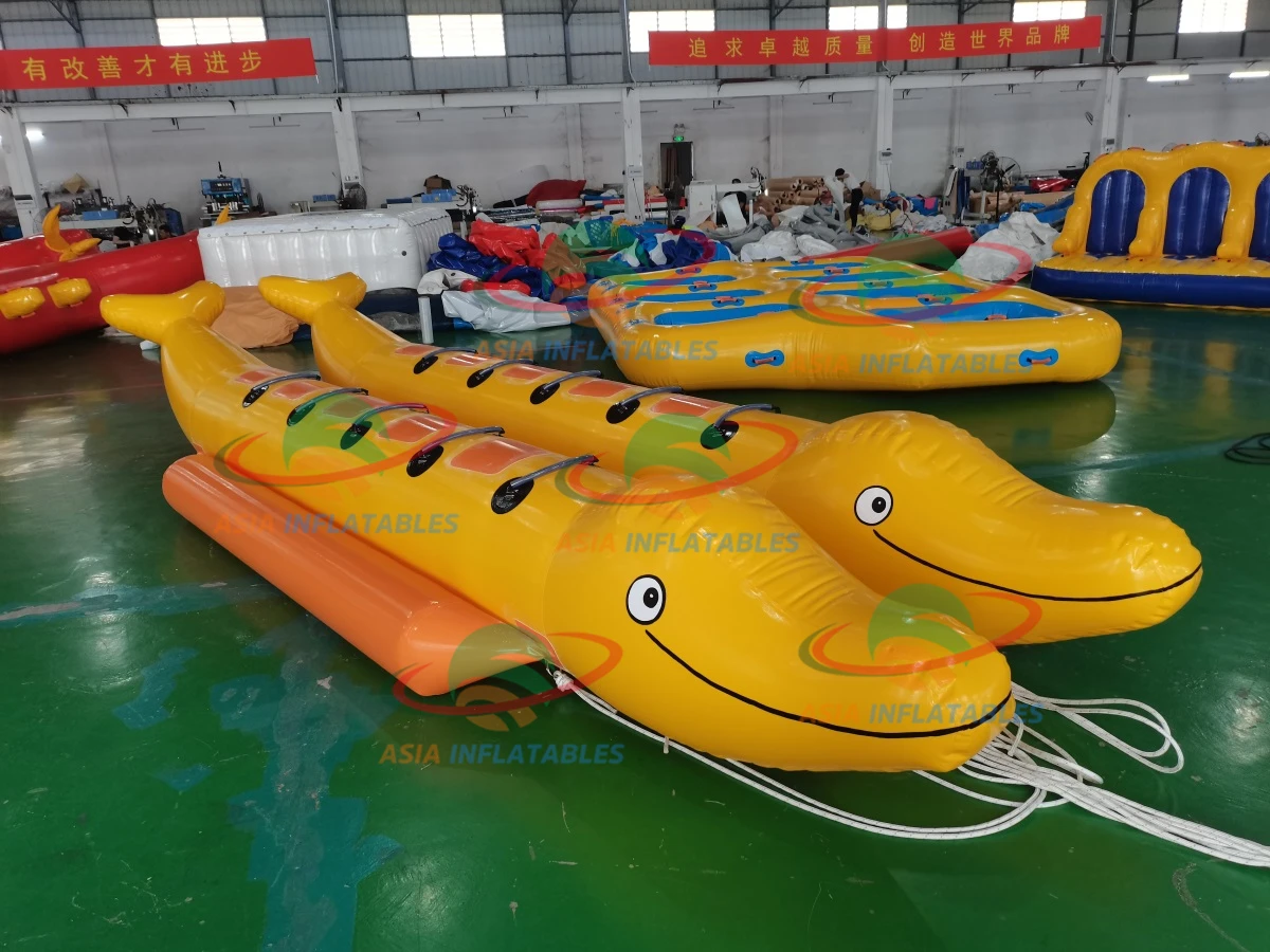 Water Games Equipment 0.9mm Pvc Inflatable Boat Towable Tube Inflatable Dolphin Banana Boat For 10 Person