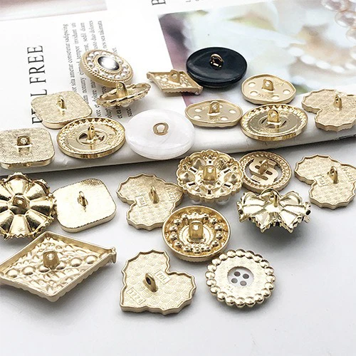 SOODA Button OEM ODM Manufacturer Classic Vintage Logo Design Custom Denim Buttons diamond sewing Button for clothing