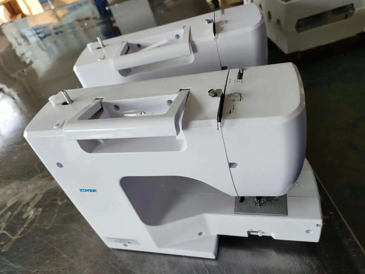 ZY2601 Zoyer domestic sewing machine 200 patterns electronic mini sewing machine