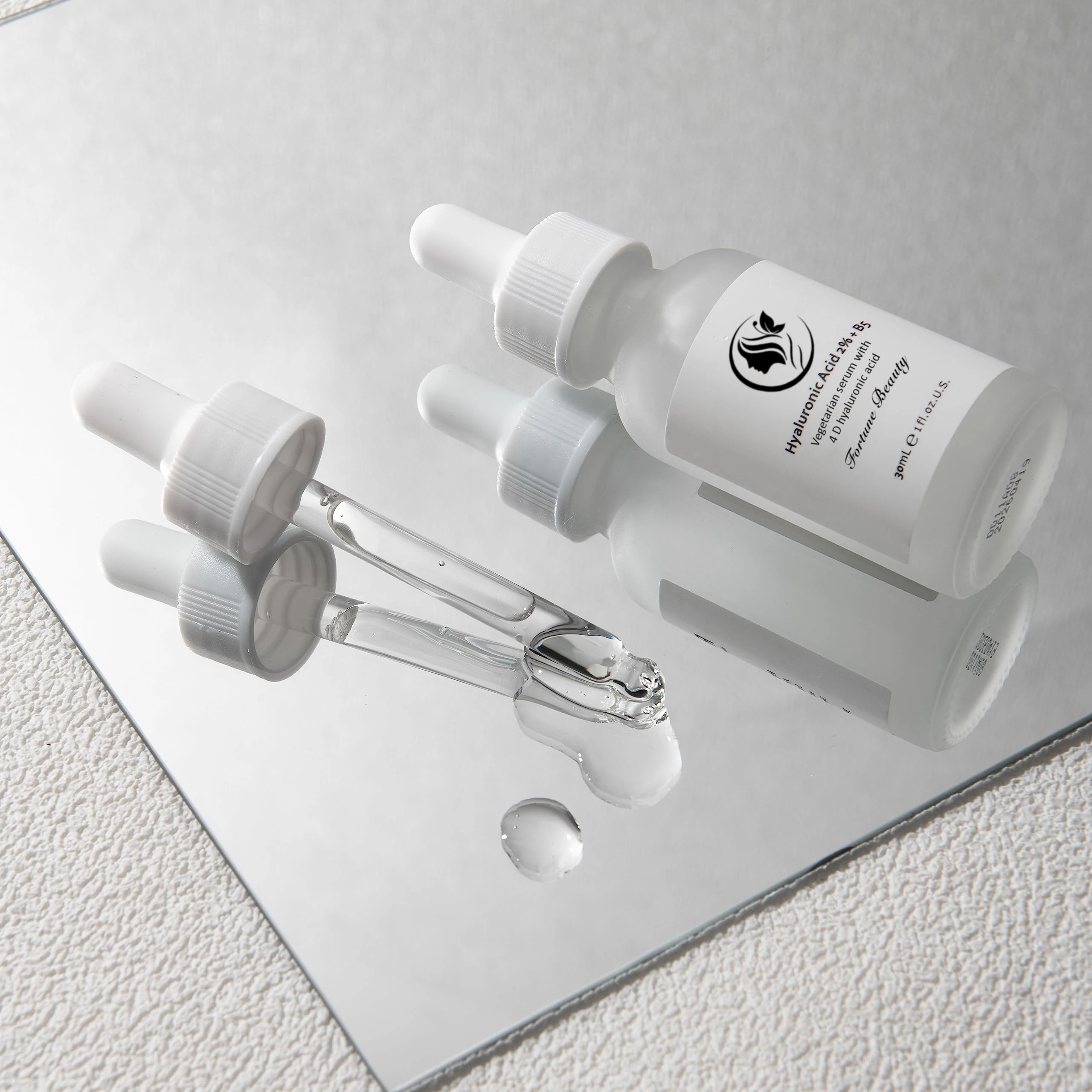 OEM Moisturizing Nourishing 4D Hyaluronic Acid Ultra-Hydrating skincare product Vitamin B5 Organic Facial Serum