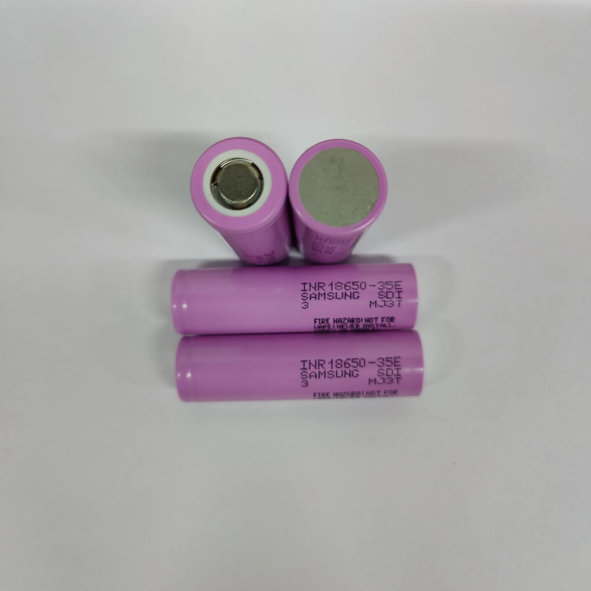 CNNTNY INR18650 35E 3500mAh 100% Full Capacity 3500mAh 18650 Lithium Battery  Li Ion  Battery