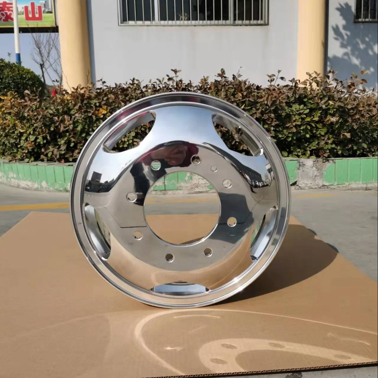 OEM new design customized both polished aluminum passenger  wheels made in source factory China