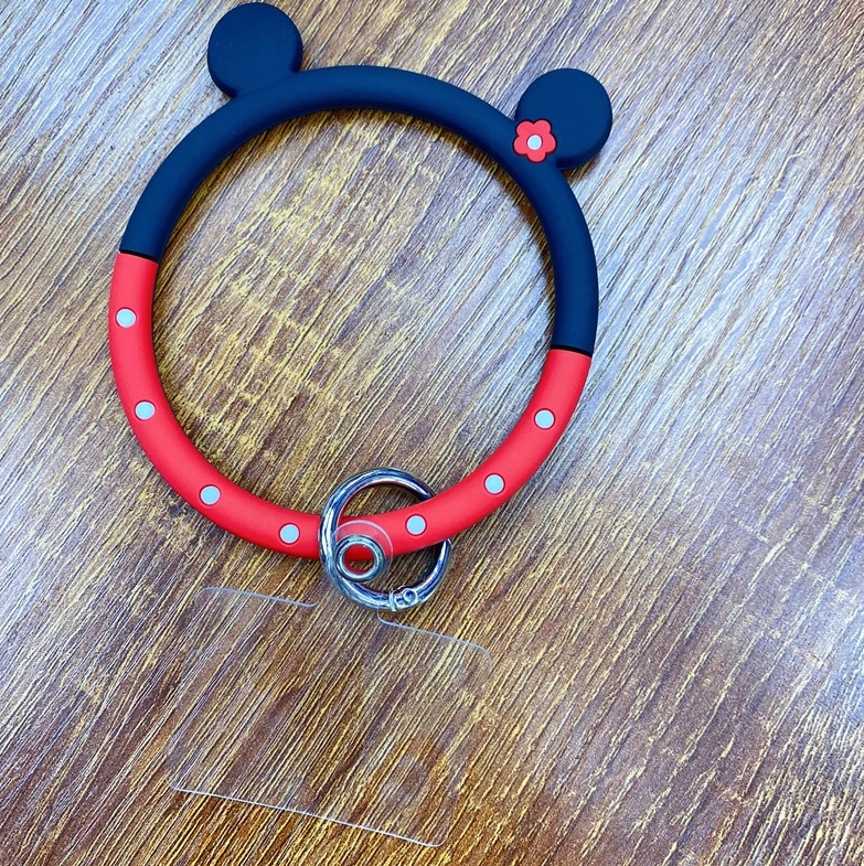 2022 trendy mobile phone shell bracelet silicone pendant bracelet wrist strap ring anti-lost matching pendant