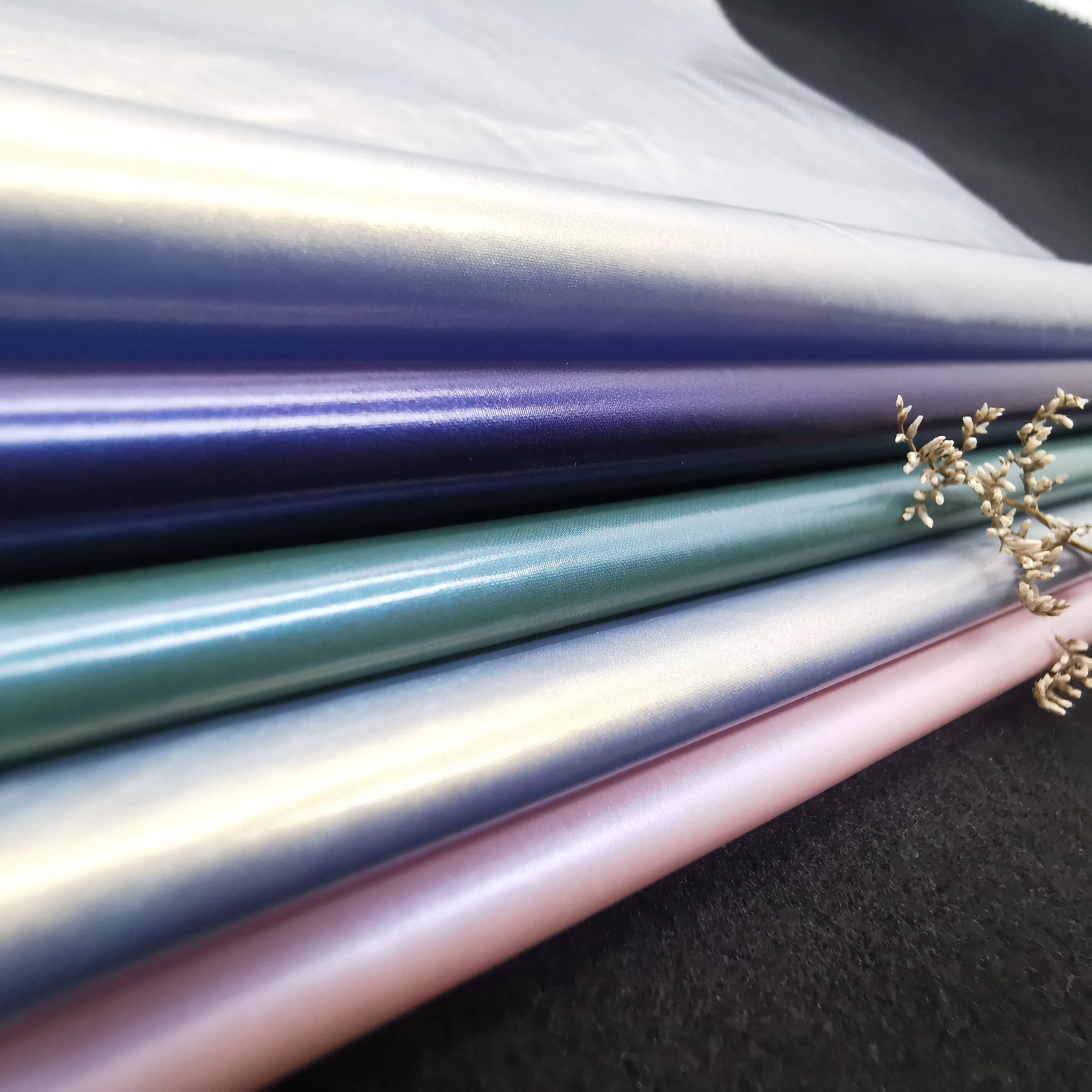 
 100% нейлоновая 380T Водонепроницаемая и пониженная нейлоновая ткань для сумок с симфоническим Blu-Ray жемчужным покрытием  