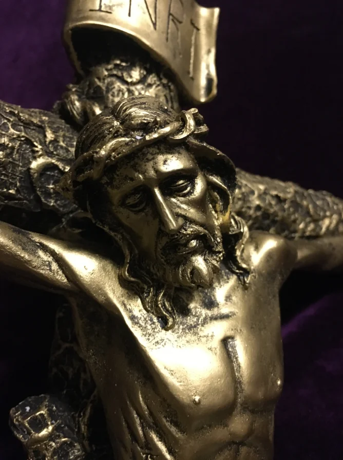 60 cm Religious Resin Catholic Crucifix With Wooden